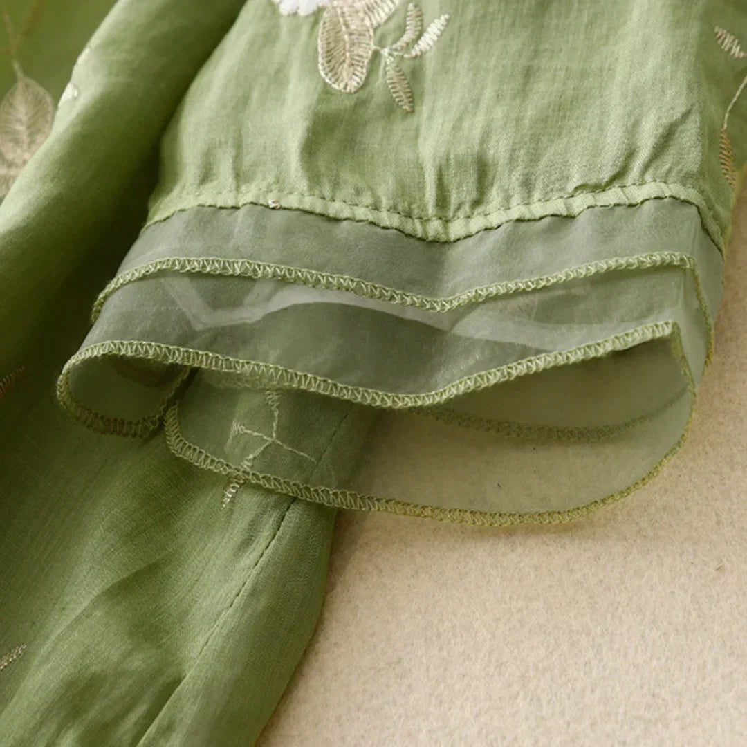 Serenity | Elegantna vezenina bluzica