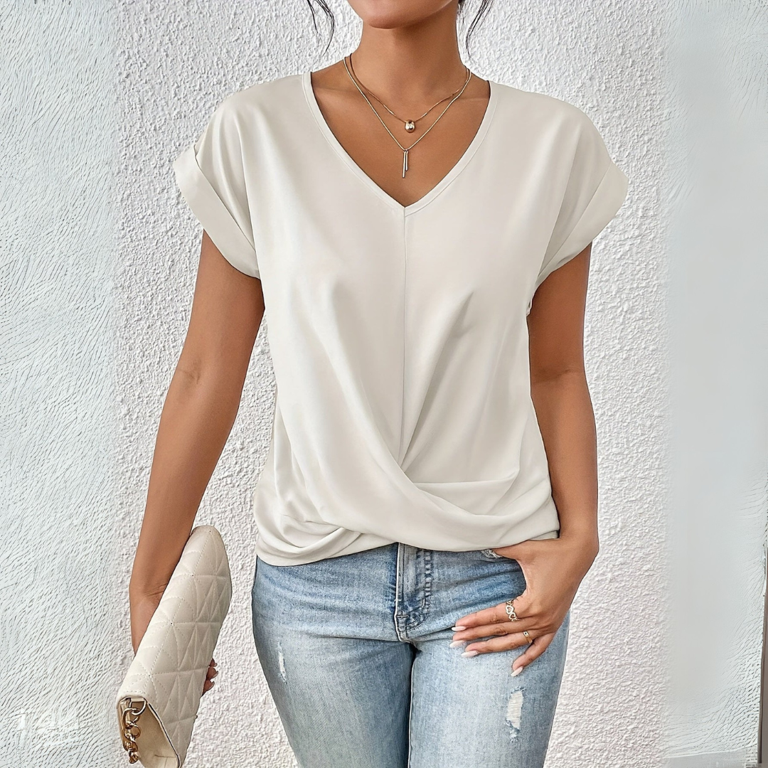 Dana | Udobna majica s blagim izrezom